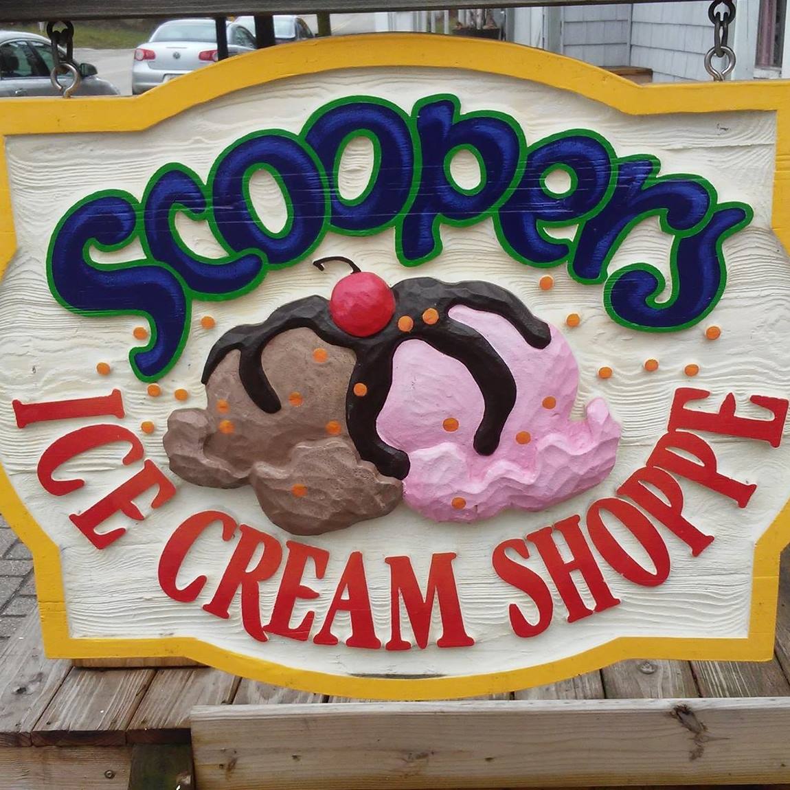 Scooper's Ice Cream Shoppe